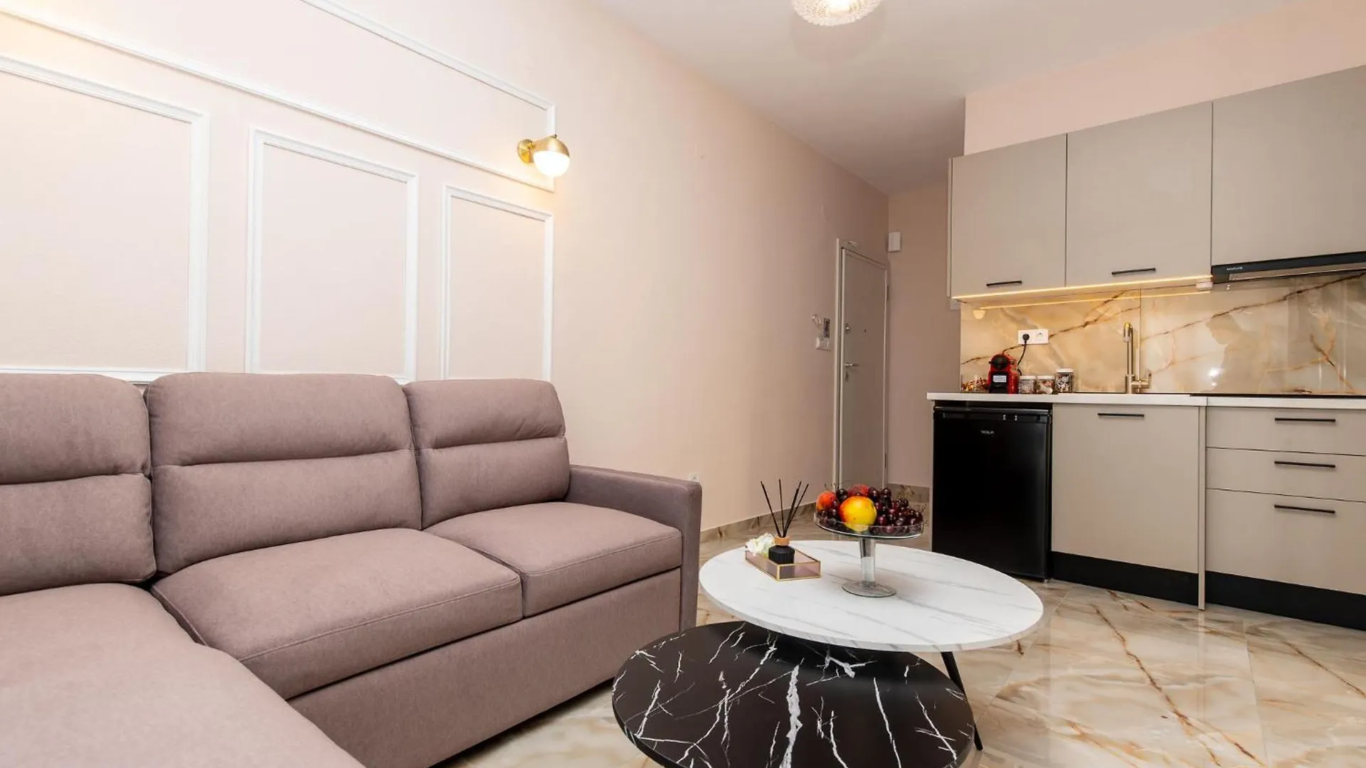 Sea Side Apartment Nea Poteidaia