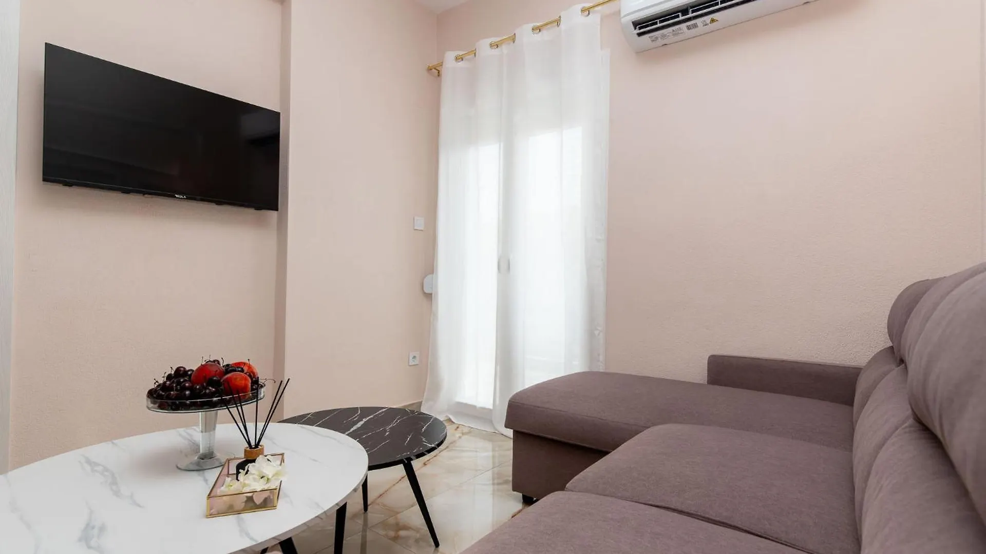 Sea Side Apartment Nea Poteidaia